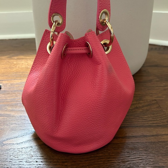 Genuine leather made in Italy bucket bag - Picture 2 of 2
